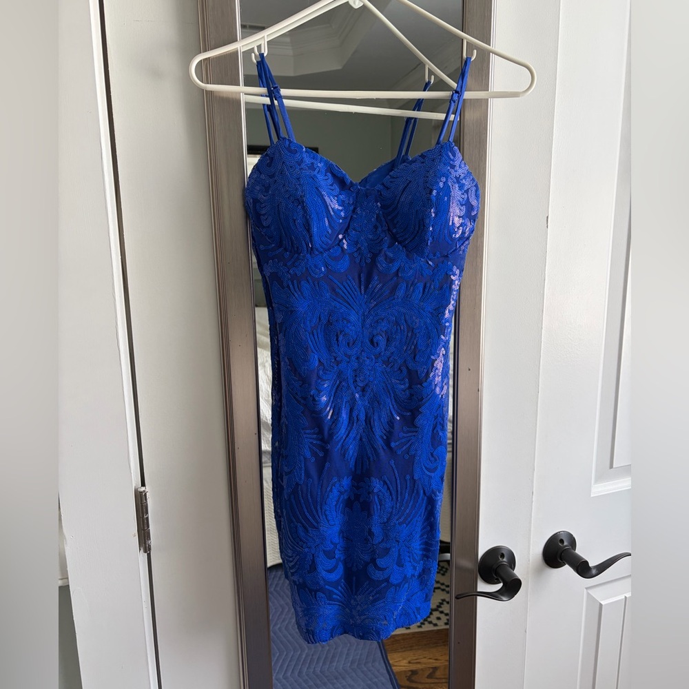 Chic Royal Blue Sequin Mini Dress